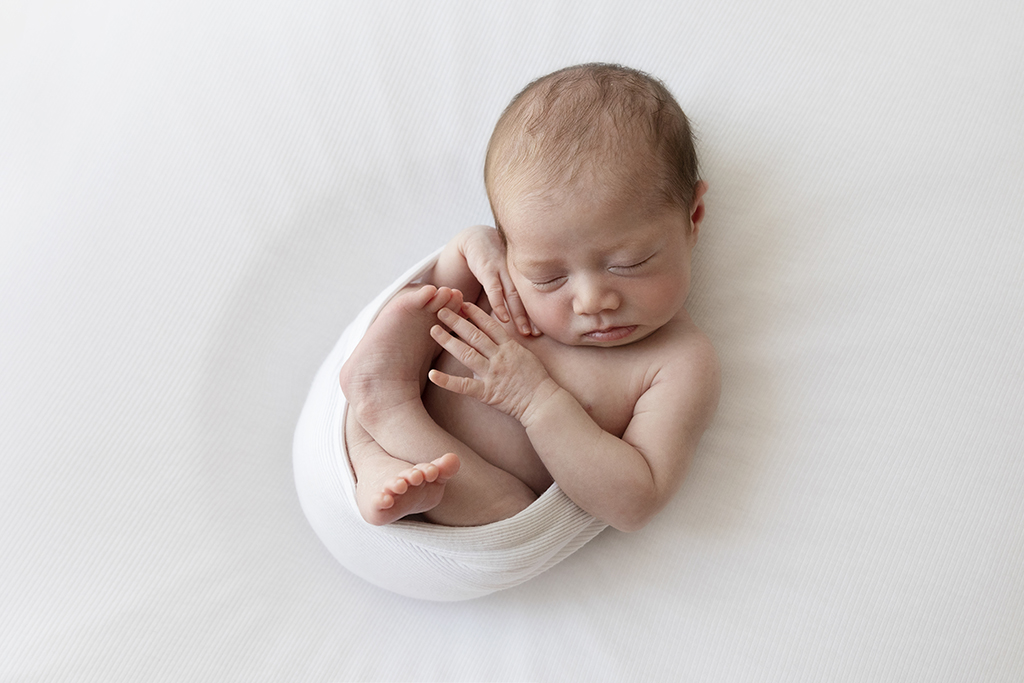 Darwin newborn photographer, Darwin photographers, Darwin newborn photographers, maternity, darwin, NT, Little Cherub Photography, newborn, baby, photography, photographers, photographer darwin, Little Cherub Photography