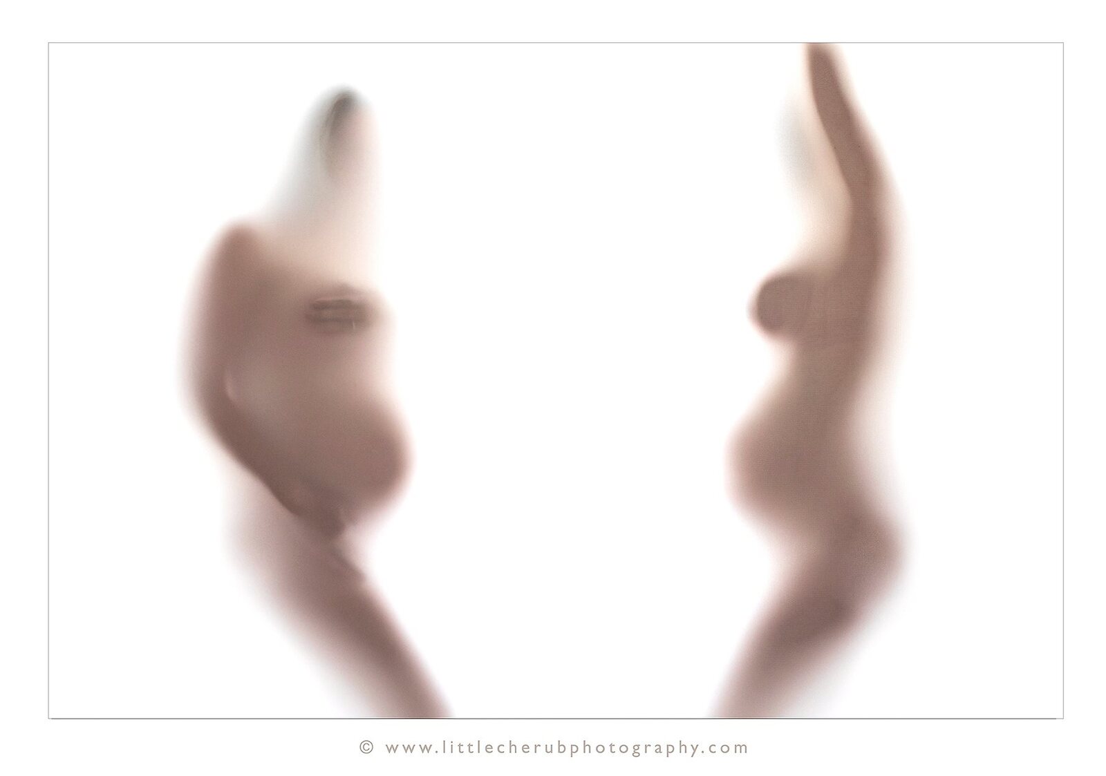 nude newborn photographer darwin