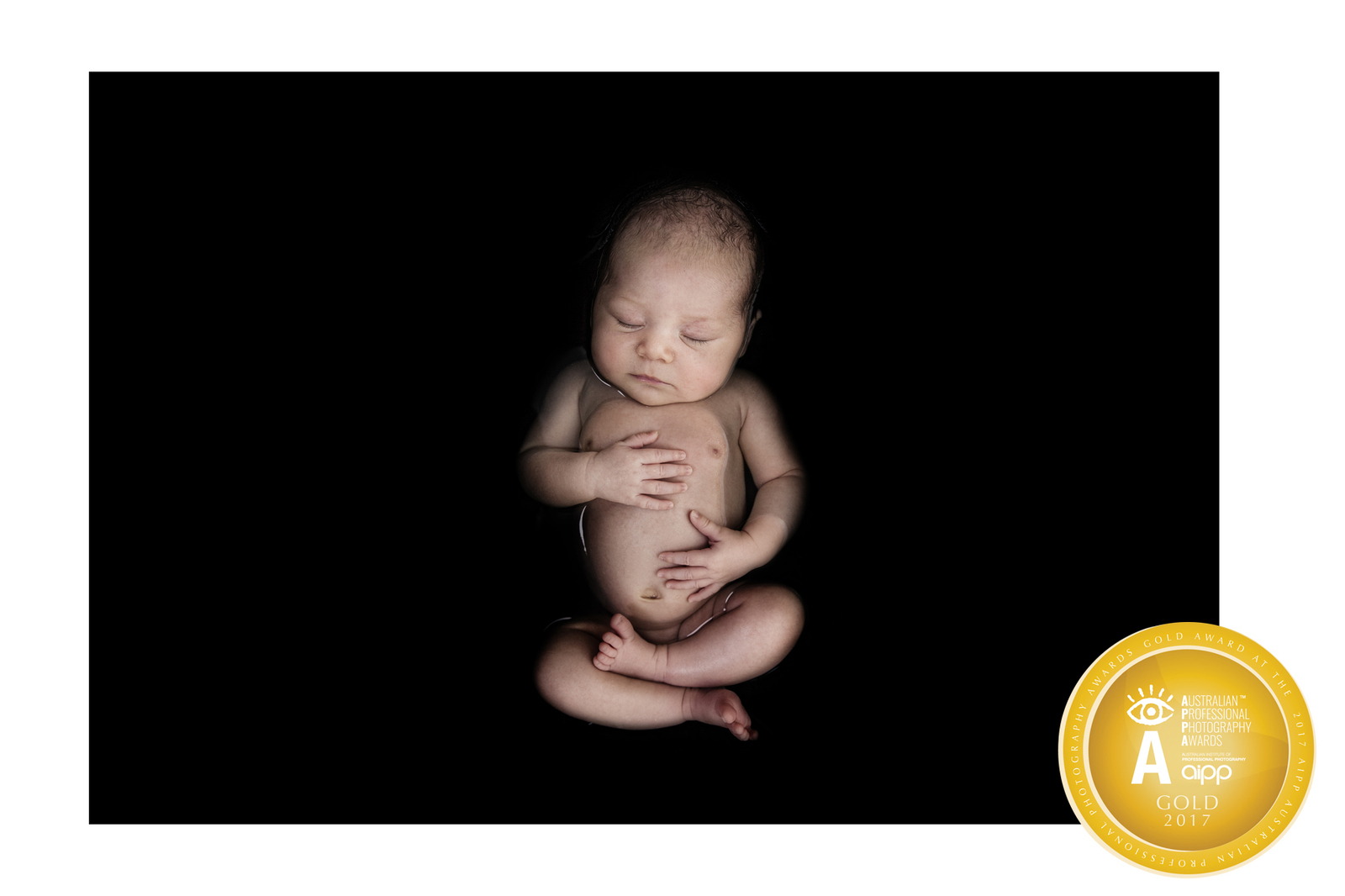 Multi-Award Winning Photographer Newborn Baby Family